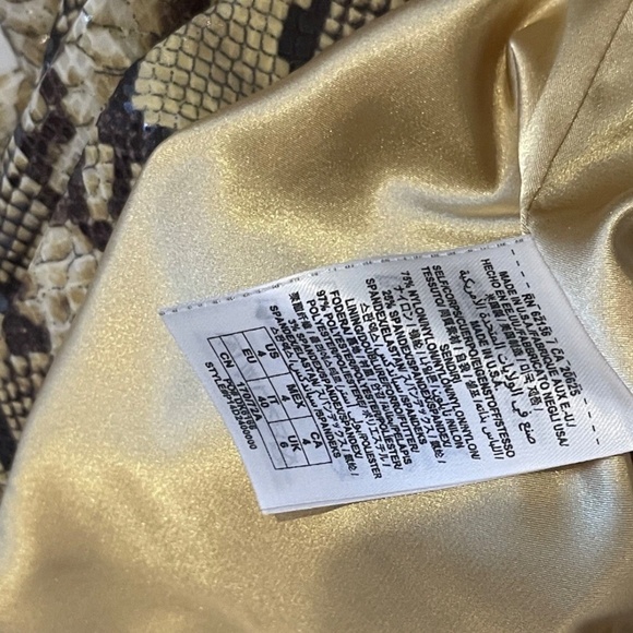 NWT! Guess by Marciano Python Snake Print Jacquard Skirt Size 4 LINED - Picture 5 of 5